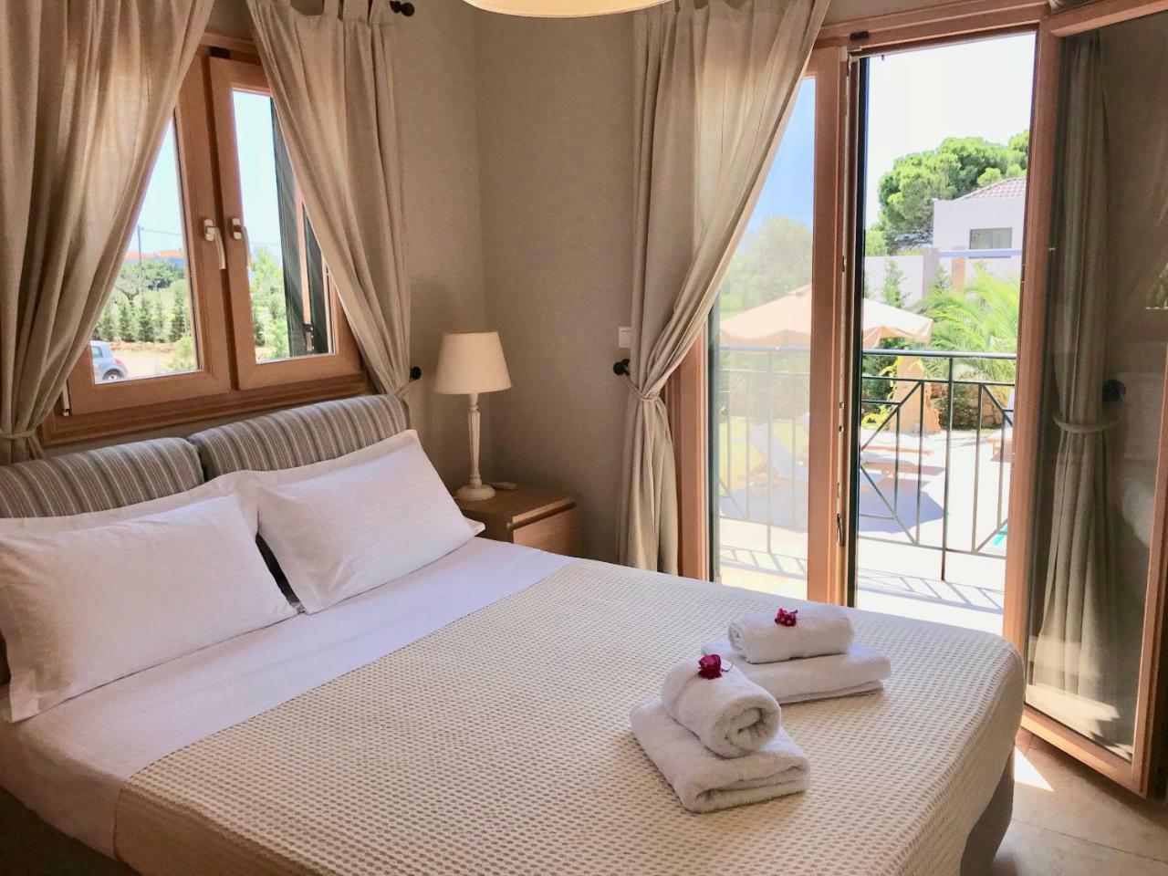 Dolce Vita Villas Svoronata Esterno foto